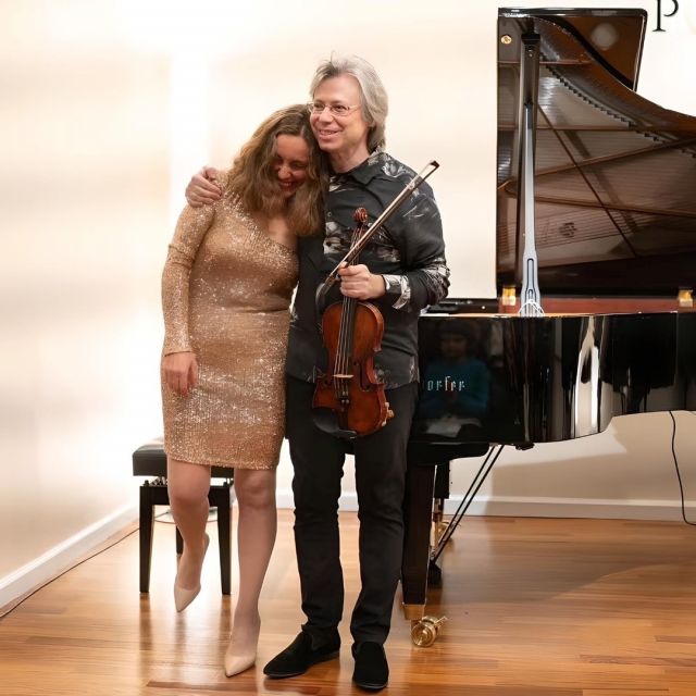 Don’t miss the final Mallery Concert of the semester this Wednesday, December 4th! 🎶 This performance will feature the talented duo Andrii Didorenko (violin) and Yuliya Basis (piano). Since forming their ensemble in 2002, they’ve performed across the U.S., Taiwan, Russia, and Ukraine, and released two albums. They will showcase a blend of baroque, classical, romantic, and contemporary pieces, something for every music lover. Make sure to catch this incredible concert to close out the semester! 🎻🎹

When: Wednesday, December 4th, 11:20am - 12:20pm
Where: Mallery Room, Fine Arts Building

📸Photo from Musicians Website